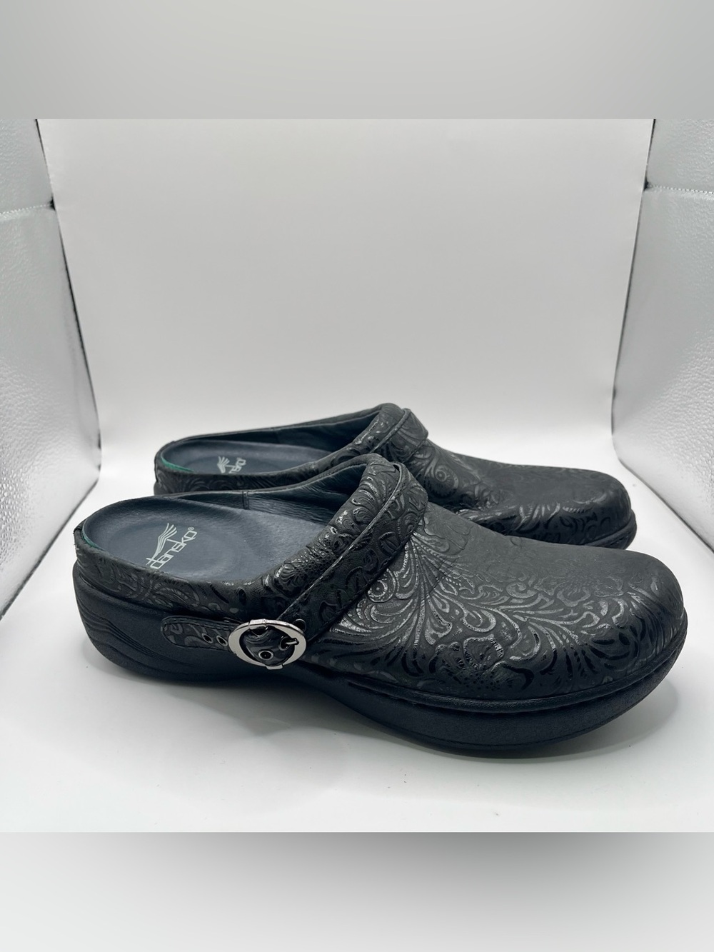 DANSKO Allison slip on EUR 39 US 8.5 Black Tooled Leather Clog Shoes